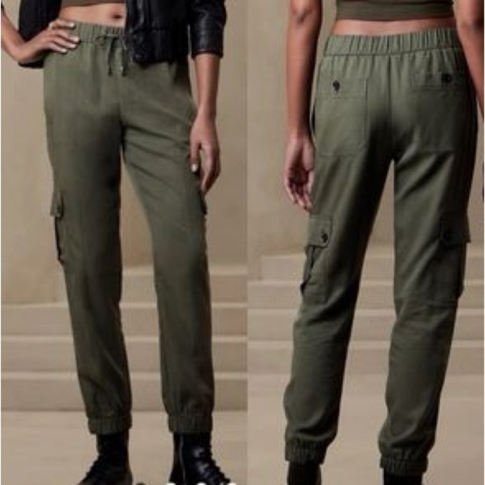 Banana Republic Tencel Utility Jogger Size  Medium Olive Sold Out Online NWT